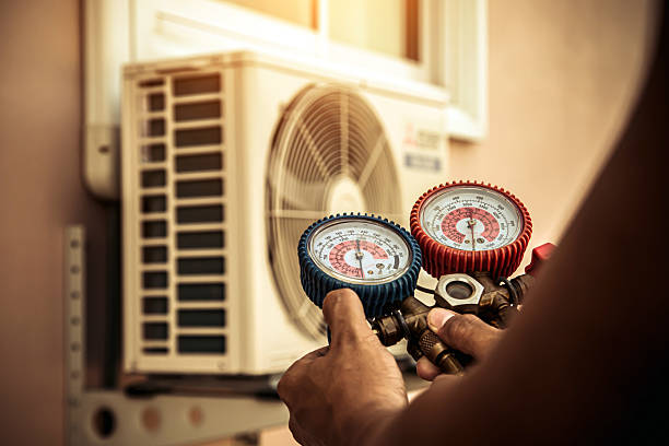 Professional Ductwork Repair technician working in Richmond, MI